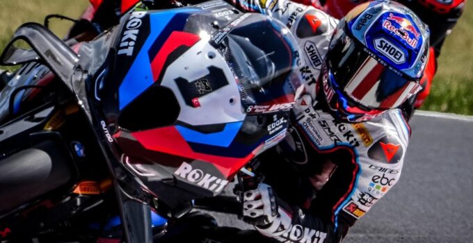 World Superbike Most: Nefes Kesen Toprak – Bulega Çekişmesi