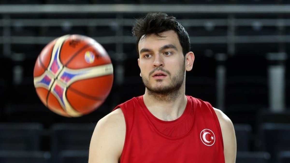 Yiğit Arslan: Eurobasket’te madalya gerçekçi bir hedef