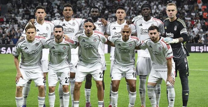 Yıldız oyuncu kırmızı kart gördü! Beşiktaş 10 kişi kaldı