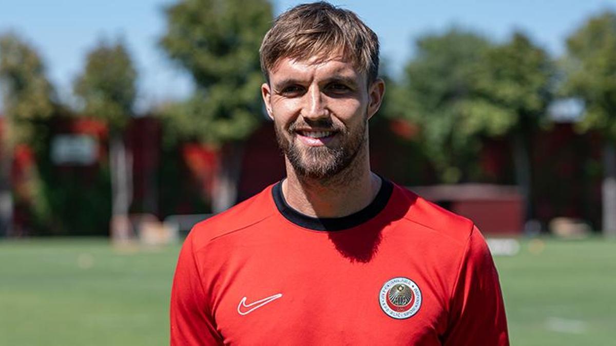 Zuzek ve Göktan Gürpüz’den Fenerbahçe açıklaması