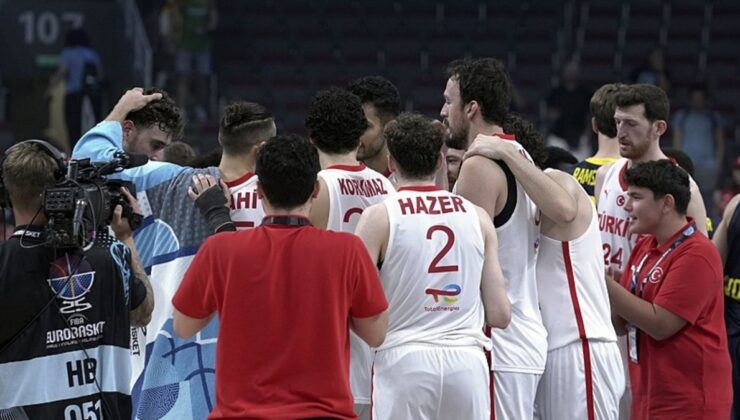 12 Dev Adam EuroBasket’te 16 yıl sonra çeyrek finalde