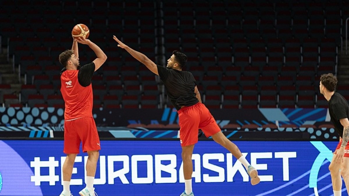 A Milli Erkek Basketbol Takımı, Sırbistan maçı hazırlıklarına devam etti