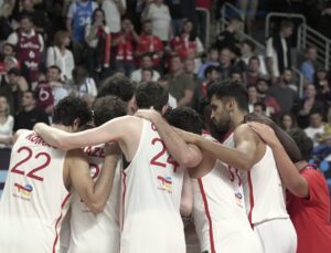 Bayern Münih’ten 12 dev adam için tebrik paylaşımı!