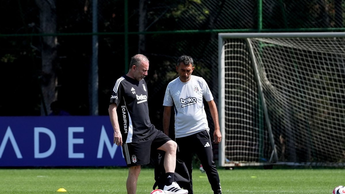 Beşiktaş 2 eksikle çalıştı!