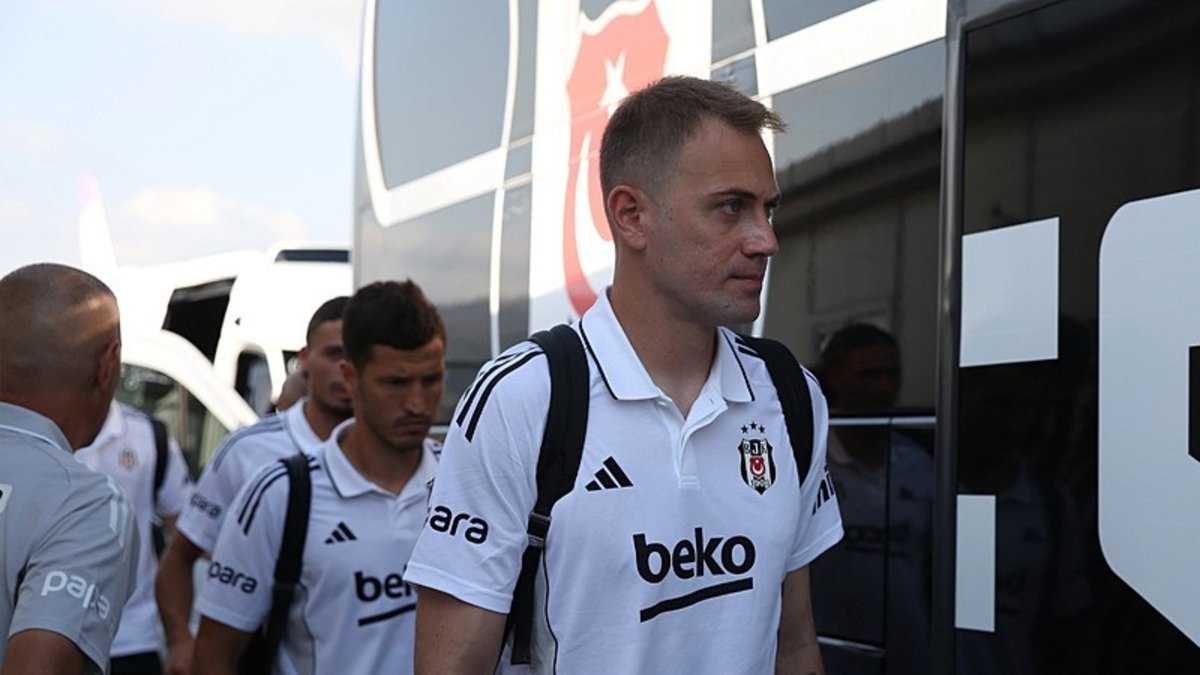 Beşiktaş kafilesi, Alanya’ya geldi