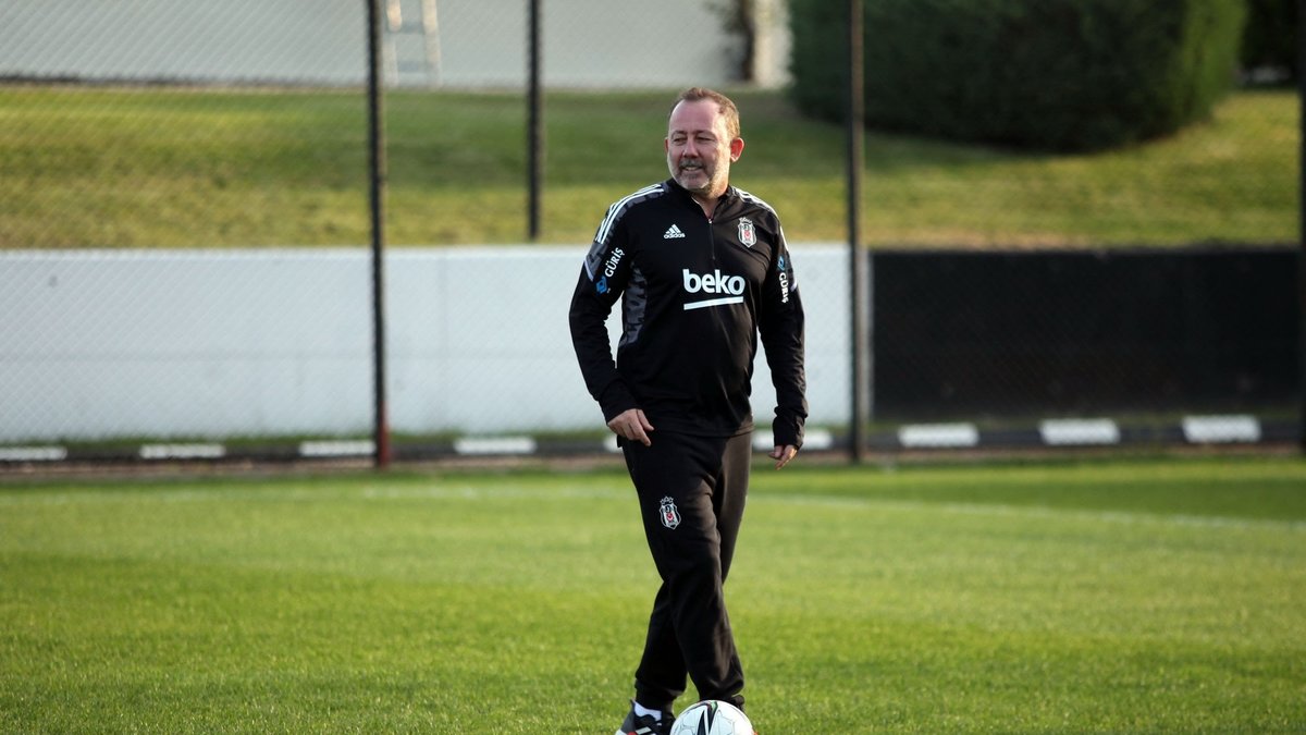 Beşiktaş Sergen Yalçın ile anlaştı!