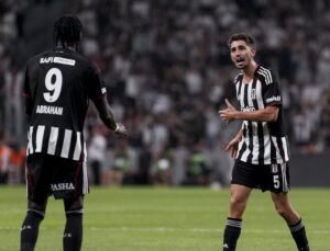 Beşiktaş’ta Demir Ege Tıknaz’dan Göztepe maçı sonrası hakem tepkisi!
