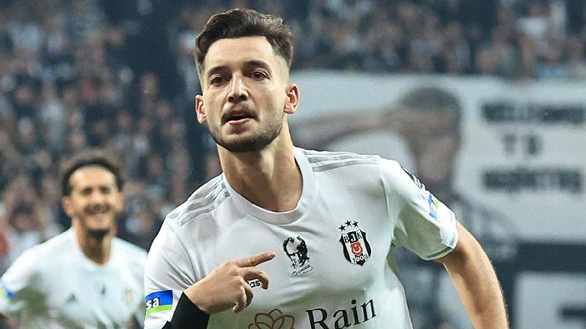 Beşiktaş’ta Tayyip Talha ile yollar ayrıldı! Sözleşme imzalamaya gitti