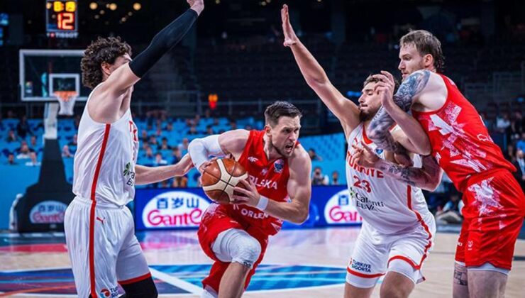EuroBasket 2025’te yarı finaldeyiz! 12 Dev Adam, Polonya’yı ezdi geçti I Türkiye – Polonya maç sonucu 91-77