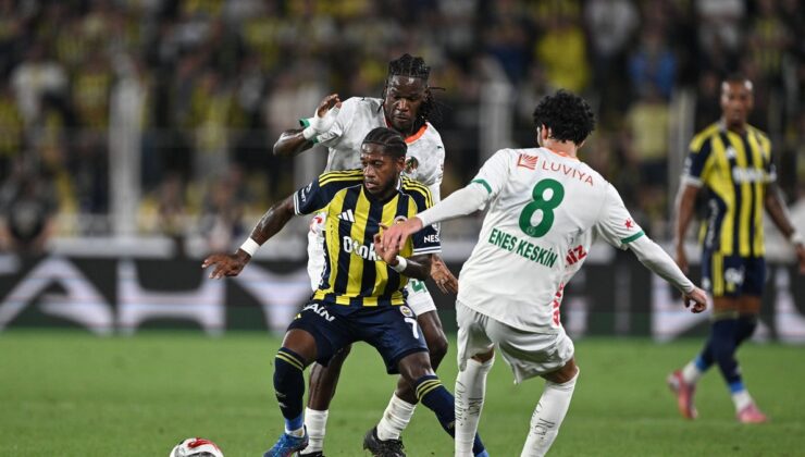 Fenerbahçe Corendon Alanyaspor maçında penaltı kararı!