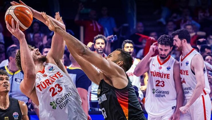 Finalde kaybettik! 12 Dev Adam, Almanya’ya son çeyrekte yenildi… Türkiye – Almanya (EuroBasket 2025) 83-88 maç sonucu