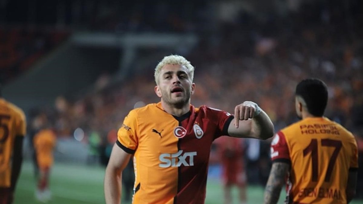 Galatasaray’ın milli yıldızı Barış Alper taraftarlardan özür diledi! İşte o görüntüler