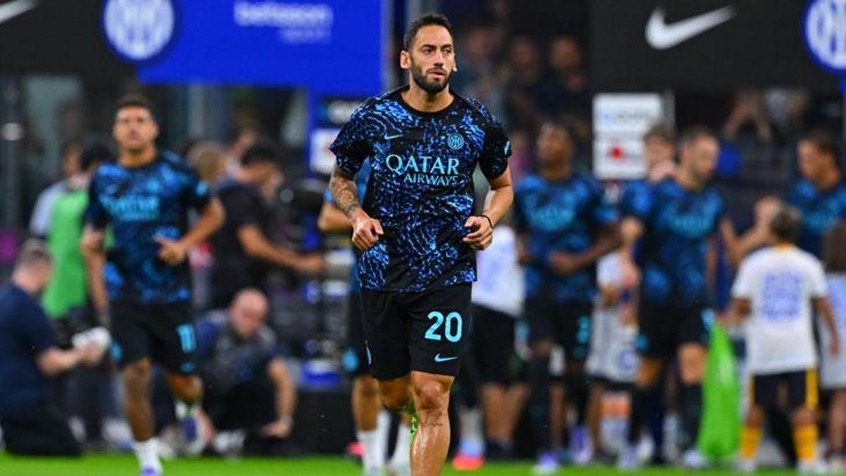 İnter’den Hakan Çalhanoğlu kararı! Galatasaray beğenisi heyecanlandırmıştı