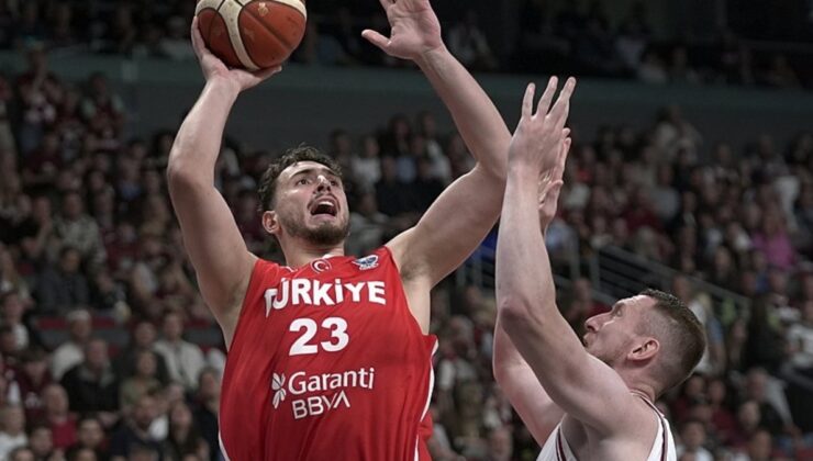 Milli basketbolcu Alperen Şengün: ’Turnuvaya güzel başlangıç yaptık. Bizim için çok önemliydi’