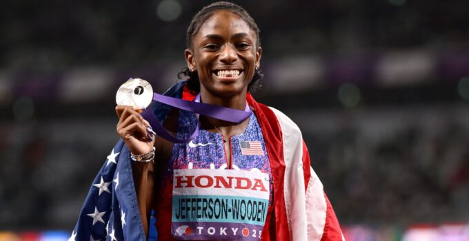 Noah Lyles 200 metrede 4. kez dünya şampiyonu, Jefferson-Wooden’dan duble