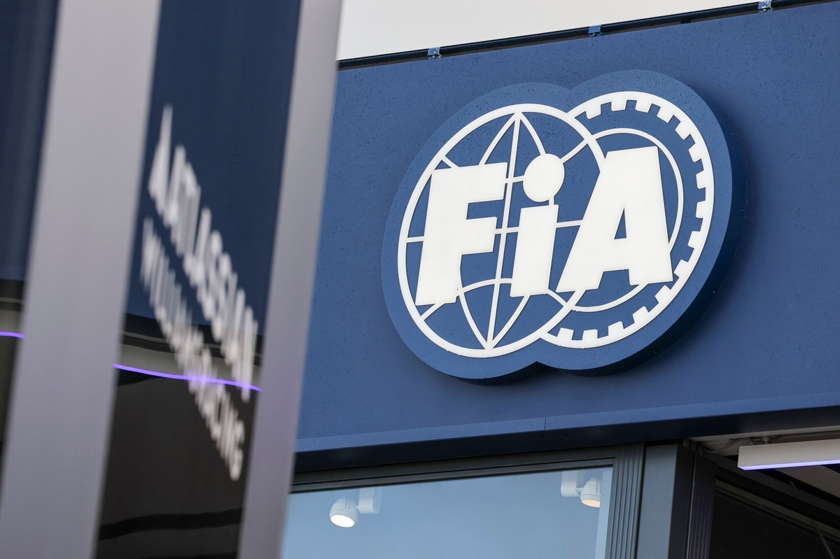 Sainz’ın Hollanda’da aldığı ceza, FIA tarafından tekrar incelenebilir