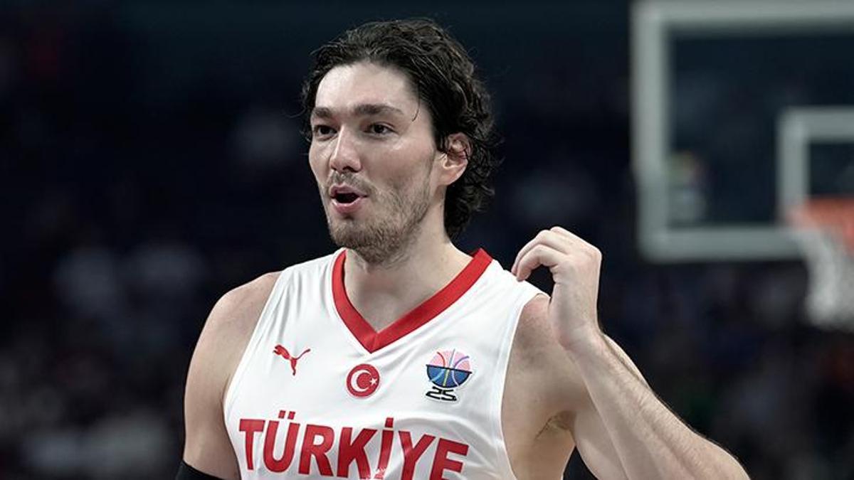 Sırbistan galibiyeti sonrası Cedi Osman: Herkesle gurur duyuyorum