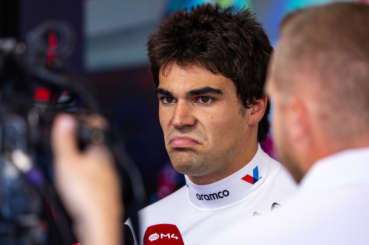Stroll, İtalya GP'si röportajında sessiz kaldı