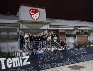 Trabzonspor taraftarlarından TFF’ye protesto!