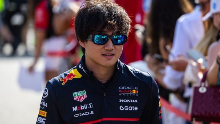 Tsunoda, Monza’daki performansından Lawson ve Hamilton’ı sorumlu tutuyor