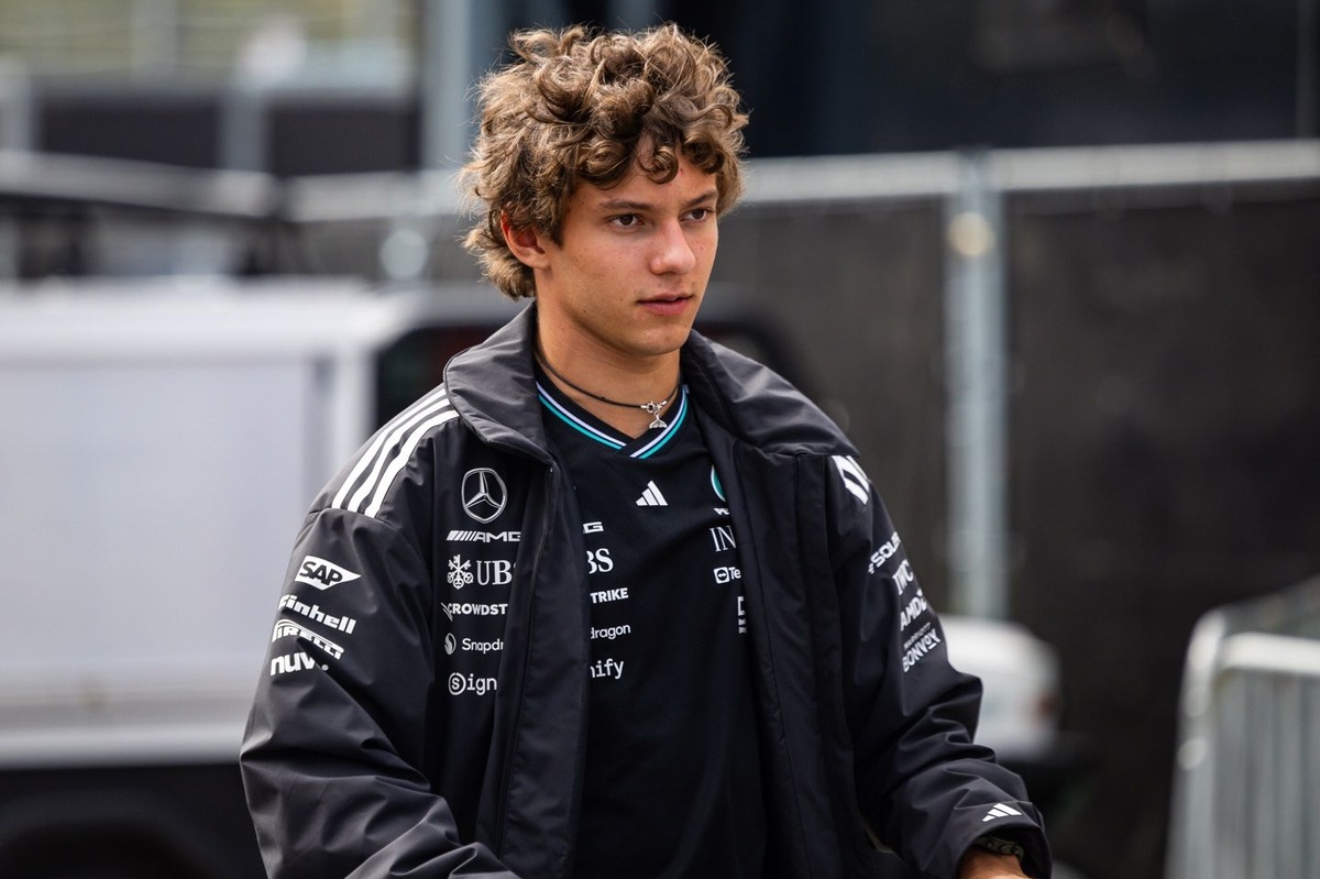 Villeneuve, Antonelli'yi yine eleştirdi: &quot;Belki de F1 onun için fazladır&quot;