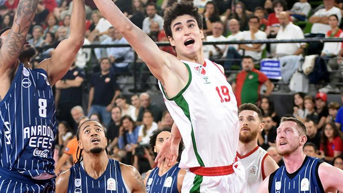 Aygün Cicibaş’tan Karşıyaka Basket’e destek