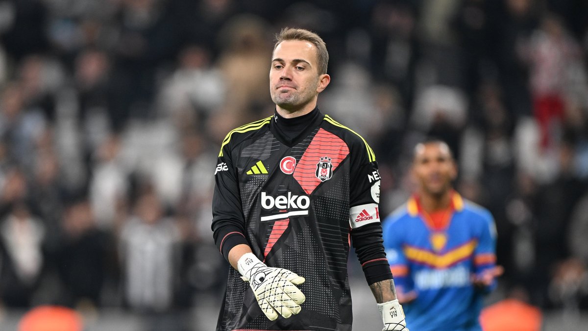 Beşiktaş’ta kriz! Mert Günok…