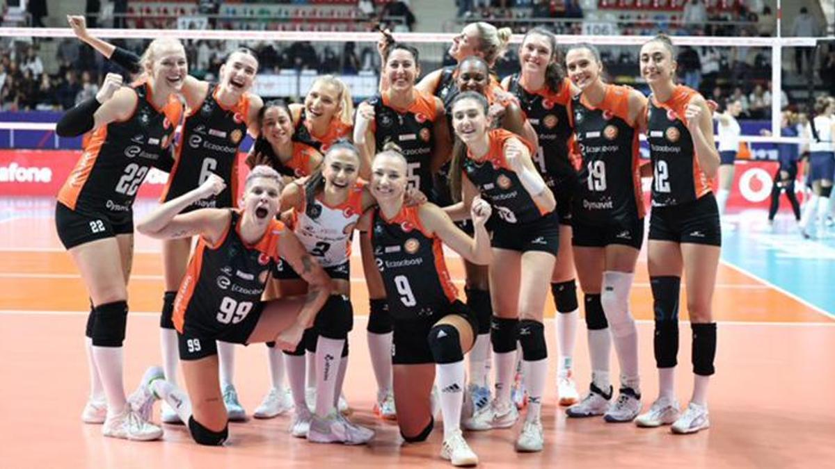 Eczacıbaşı Dynavit, deplasmanda galip