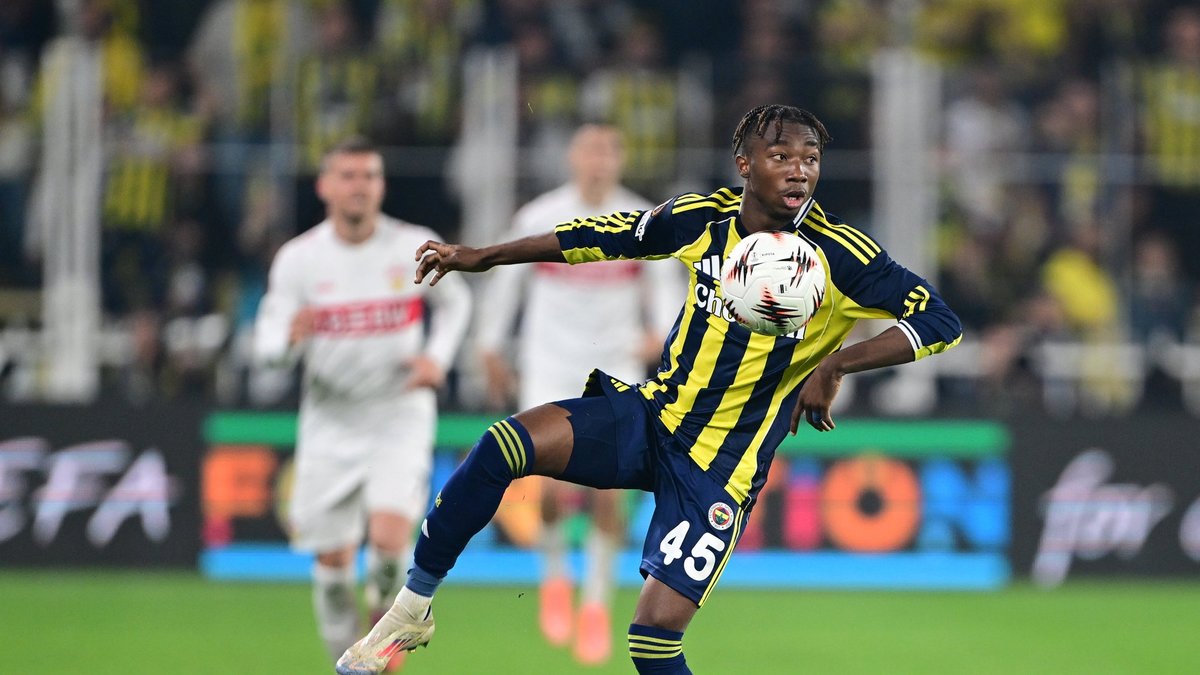 Fenerbahçe’nin penaltısına ofsayt engeli! İşte o pozisyon