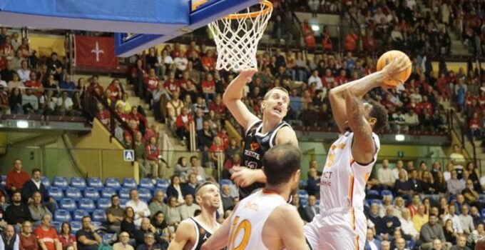 Galatasaray derbiye 4’te 4’le moralli geliyor! Palencesto Trieste – Galatasaray MCT Technic maç sonucu 90-91