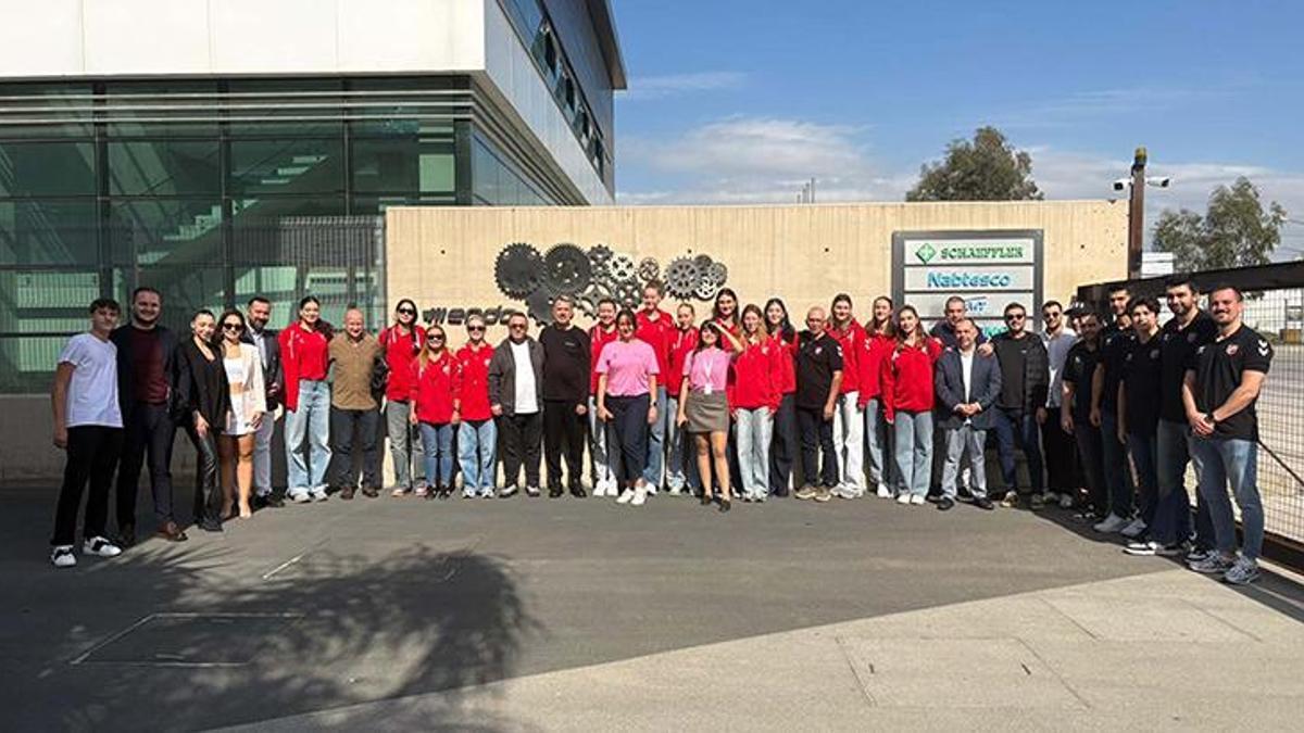 Karşıyaka Voleybol’da moraller yerinde