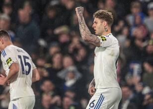 Leeds United’dan West Ham’a erken darbe
