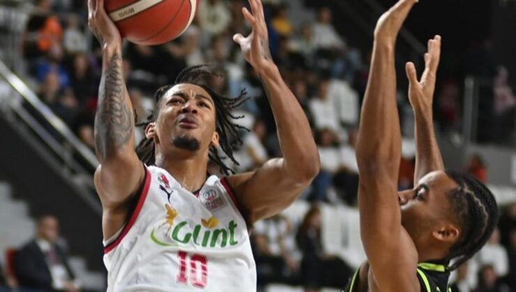 Manisa Basket 5 hafta sonra nefes aldı