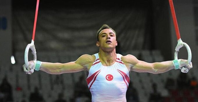 Milli Cimnastikçi Adem Asil, dünya ikincisi oldu