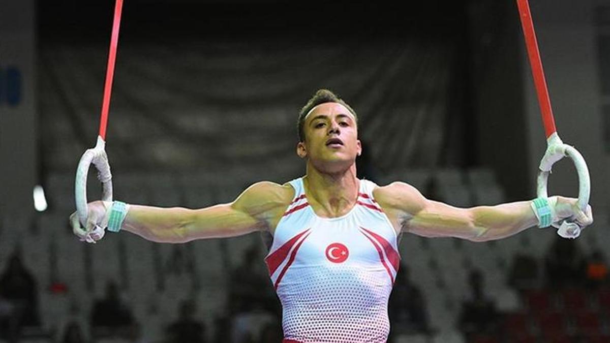Milli Cimnastikçi Adem Asil, dünya ikincisi oldu