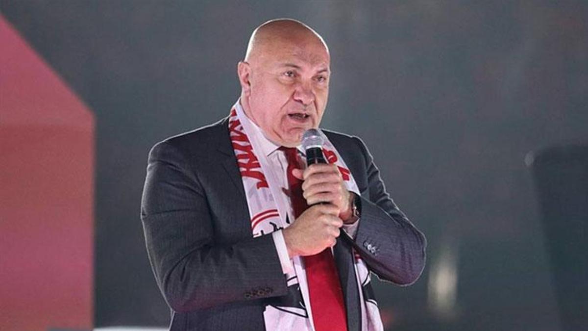 Samsunspor Başkanı Yüksel Yıldırım: ‘Burada bir efsane yaratıyoruz’