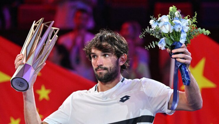 Shanghai Masters Kuzenler Finalinde Vacherot Şampiyon