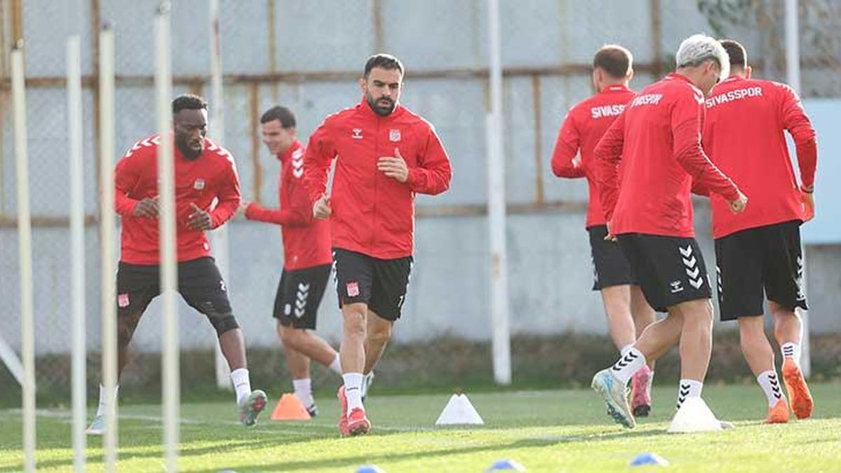 Sivasspor’da Hatayspor mesaisi sürüyor