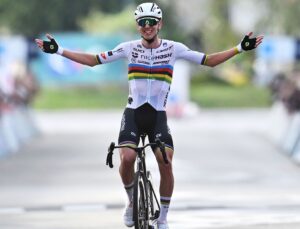 Tadej Pogačar bu kez de Avrupa Şampiyonu!