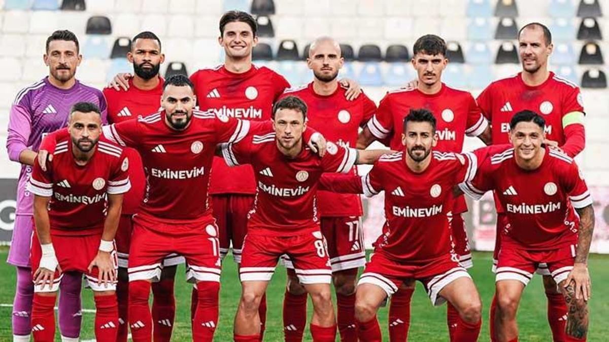 Ümraniyespor’da teknik direktör Tayfun Albayrak resmen başladı