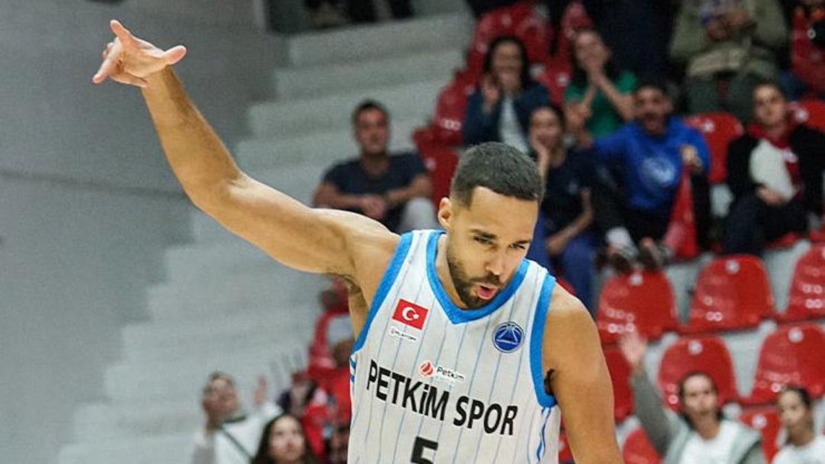 Aliağa Petkimspor deplasmanda Büyükçekmece’yi devirdi