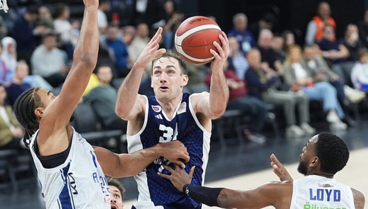 Bahçeşehir deplasmanda Anadolu Efes’i devirdi!