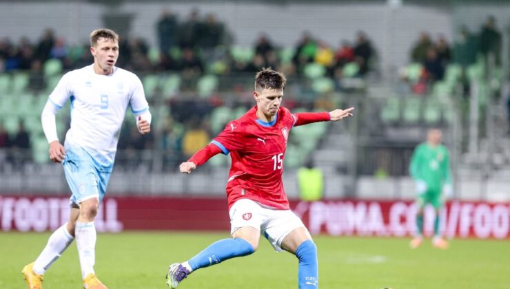 Beşiktaş’a Çekyalı orta saha!