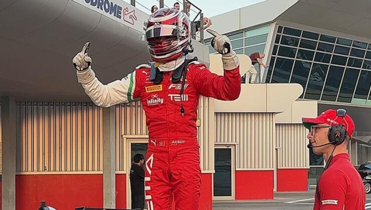 Genç Türk Pilot Alp Aksoy, Formula Trophy sezonunun üçüncü yarışını kazandı