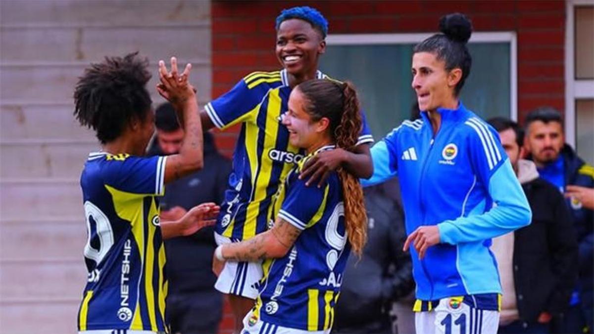 Kadın Futbol Süper Ligi’nde Fenerbahçe, Trabzonspor’u 2-0 mağlup etti