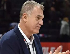 Karşıyaka’da Nihat Mala göreve döndü