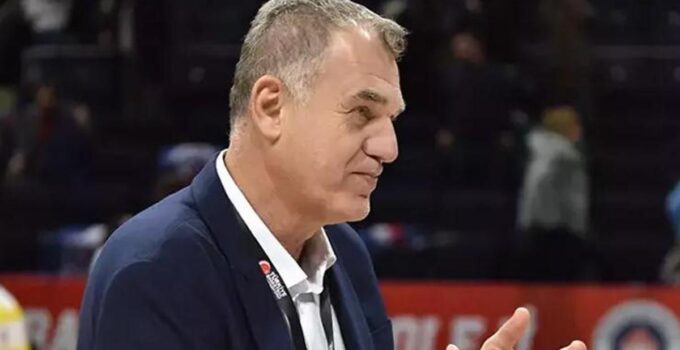 Karşıyaka’da Nihat Mala göreve döndü