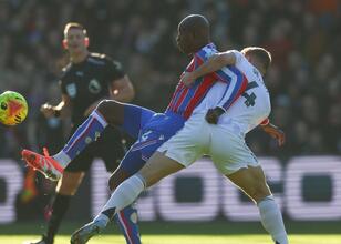 Mateta’nın penaltısı önce iptal sonra gol!