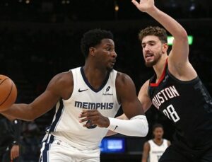 NBA’de Alperen Şengün ’double-double’ yaptı, Rockets serisini 5 maça çıkardı