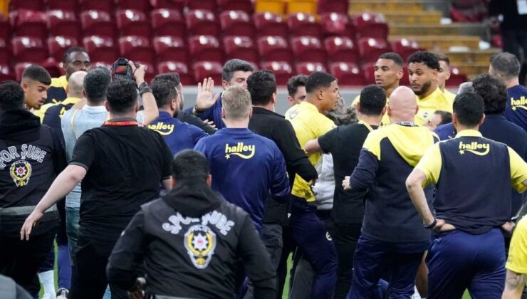 Olaylı derbinin mütaalası açıklandı! Mert Hakan Yandaş ve Jayden Oosterwolde…